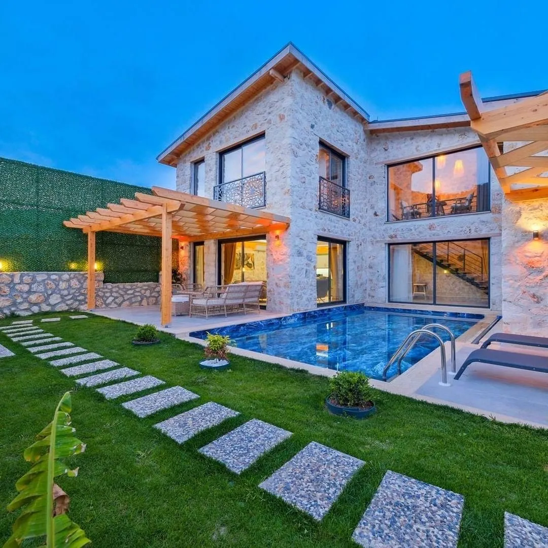 Neon Villa